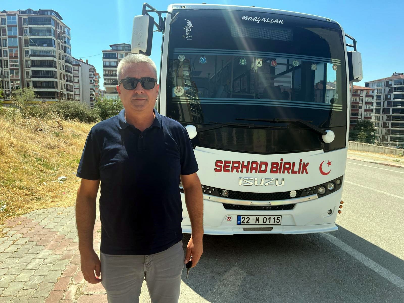 Midibüsünde fenalaşan yolcuyu hastaneye yetiştirdi