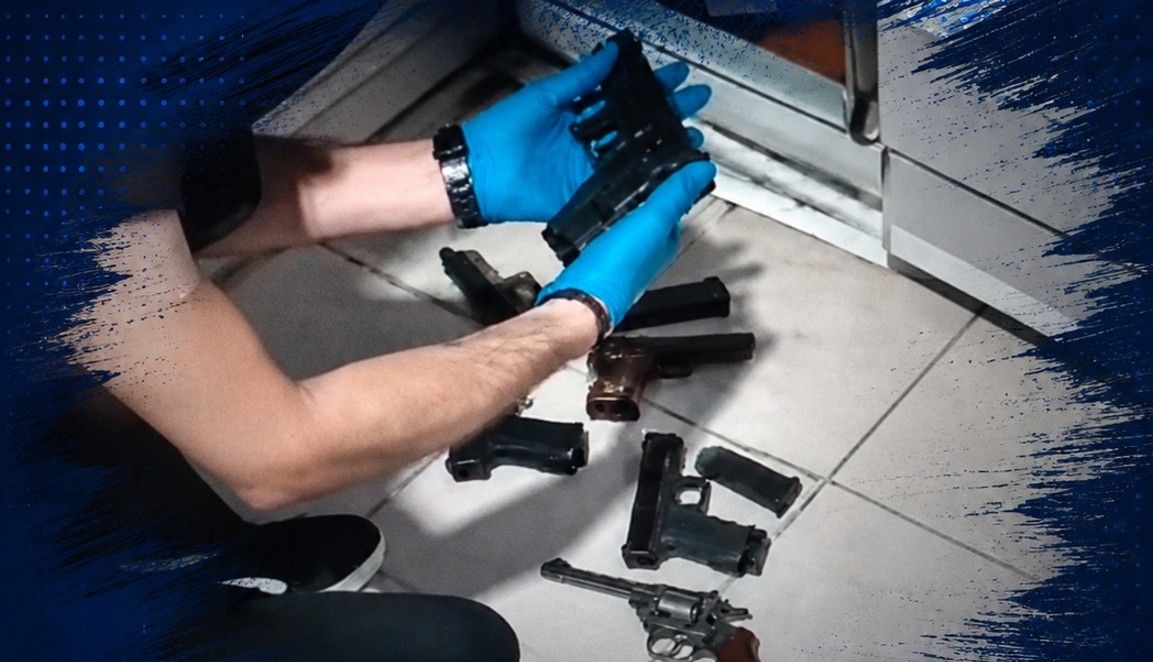 Kaçak silah operasyonunda 23 tabanca ele geçirildi