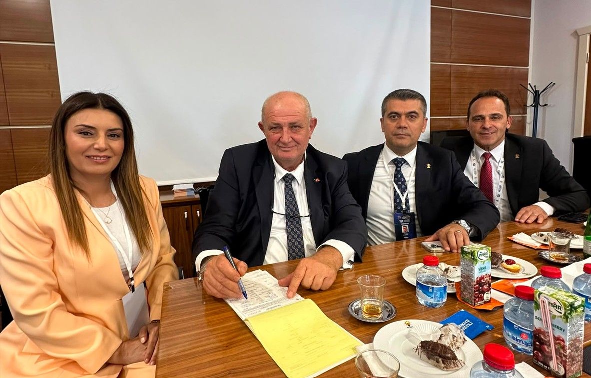 Hayrabolu Belediye Başkanı Başoğlu, AK Parti’de