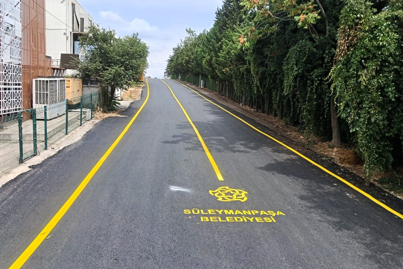 Süleymanpaşa’da asfalt ve yol çalışmaları sürüyor