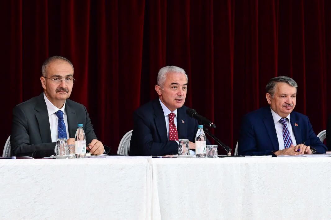 Vali Turan: Eğitim her zaman ilk önceliğimiz