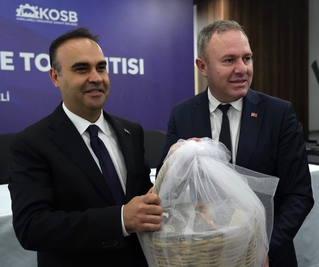 Kırklareli’nin coğrafi işaretli lezzetleri Bakan Kacır’a sunuldu