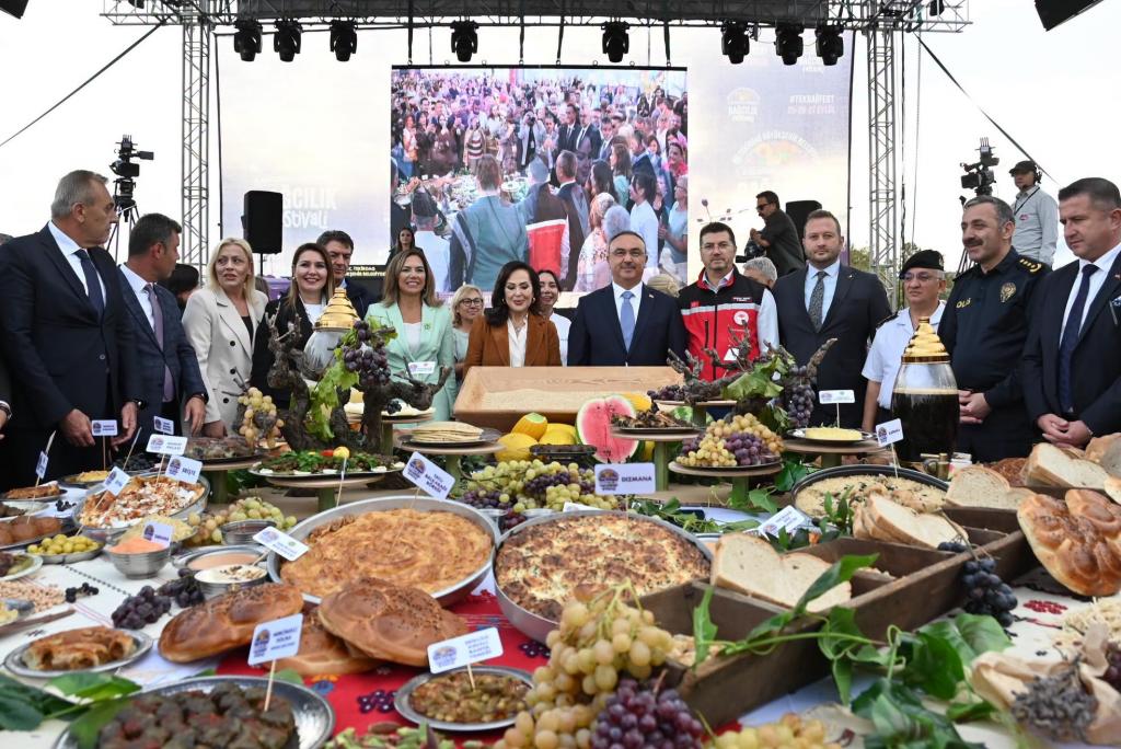 Tekirdağ’ın sofrası Türkan Şoray’la şenlendi