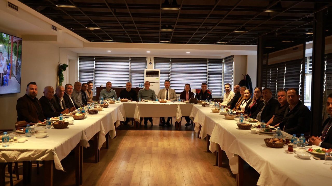Başkan Yayla, muhtarlarla toplantı yaptı  