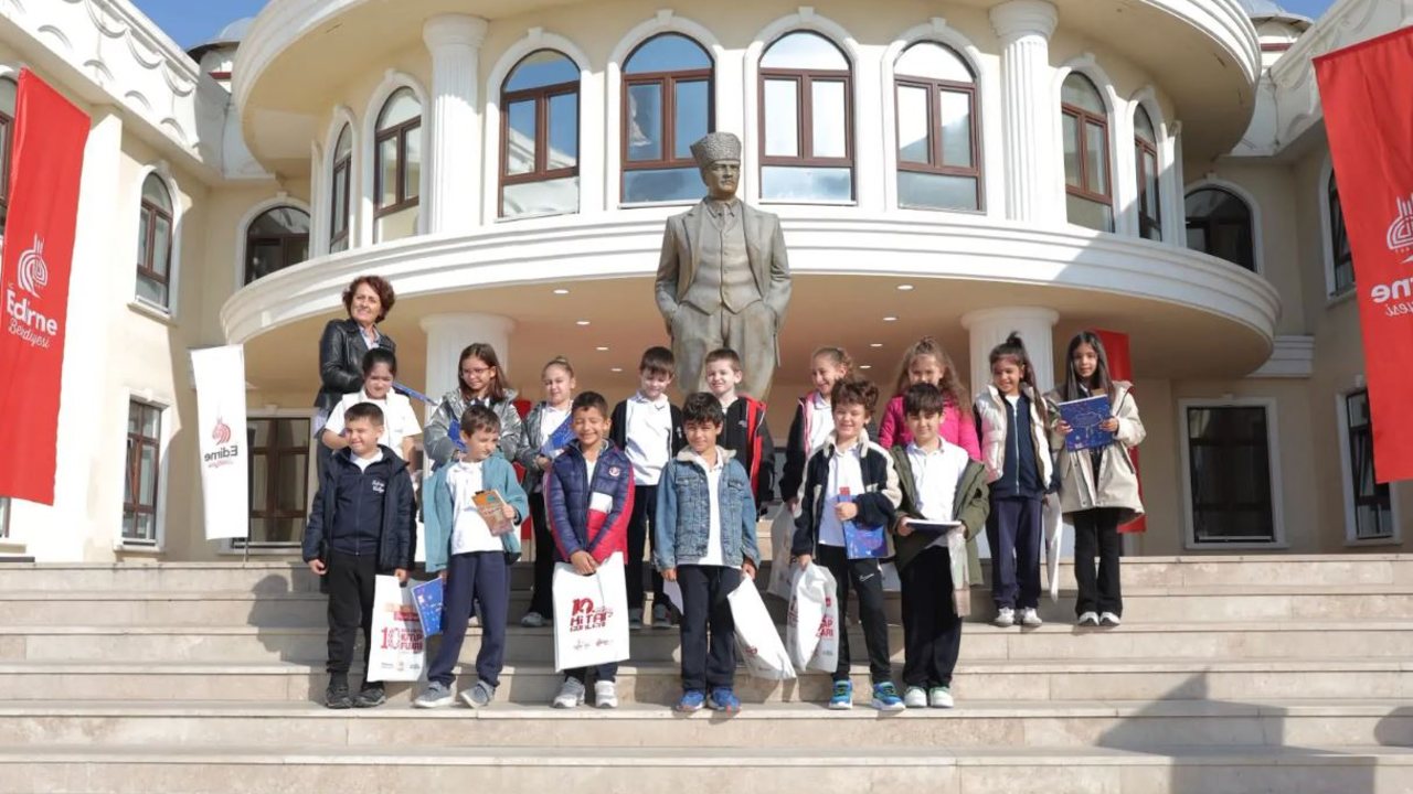 Edirne’de 10 günde 17 bin kişi kitaplarla buluştu