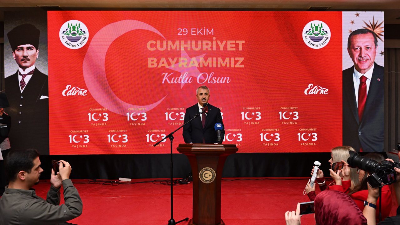 “Cumhuriyet, yarınlara taşıyacağımız en büyük emanet”