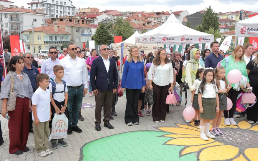 Edirne’de bir cadde çocuk sokağına dönüştü