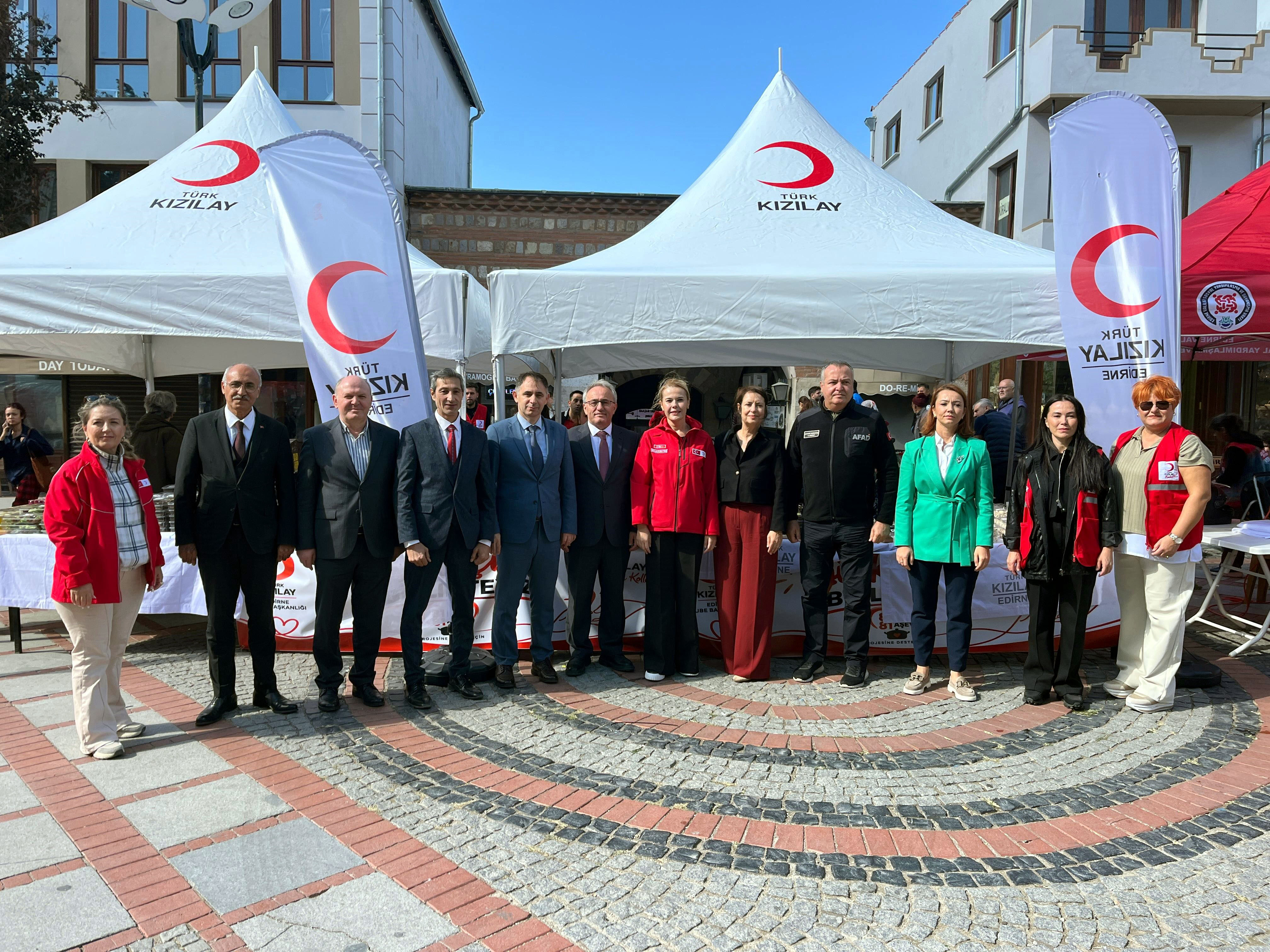 Kızılay’dan Edirne’de aşevi için dayanışma kermesi
