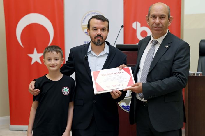 Gazze’de kampüslerin yüzde 95’i saldırılardan etkilendi