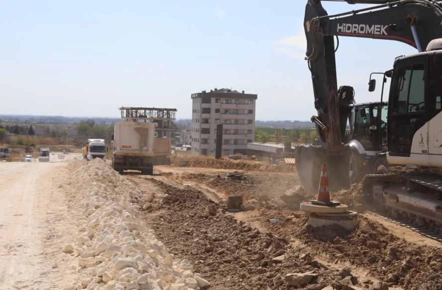 100. Yıl Mahallesi’ne 22 metrelik yeni ulaşım koridoru