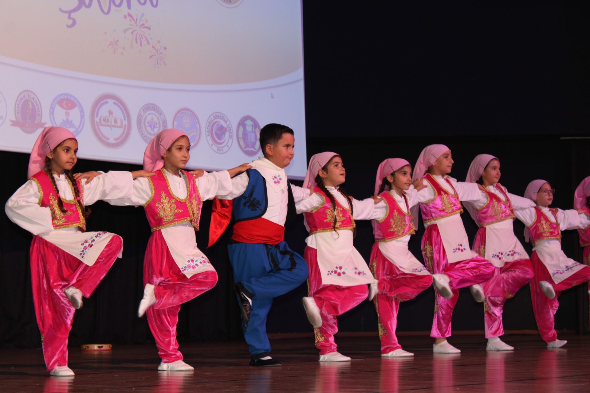 Anadolu'nun renkleri Çerkezköy'de hayat buldu