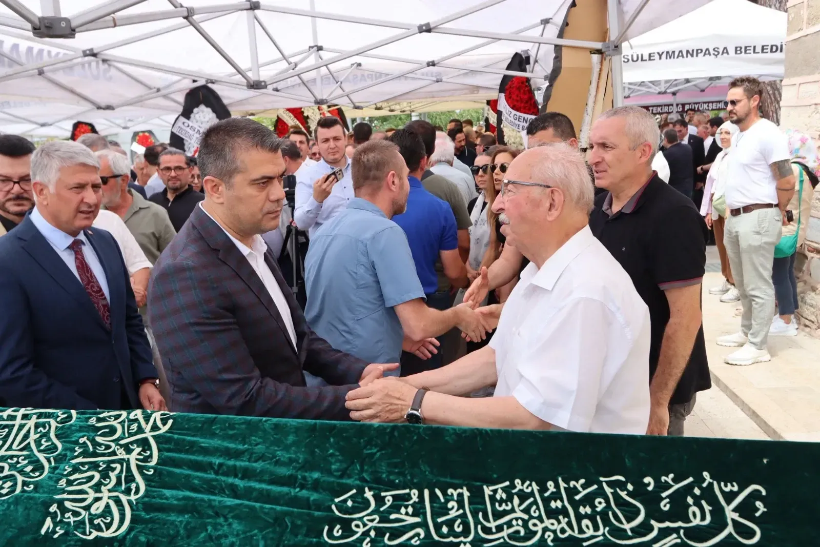 Nefise Albayrak dualarla sonsuzluğa uğurlandı