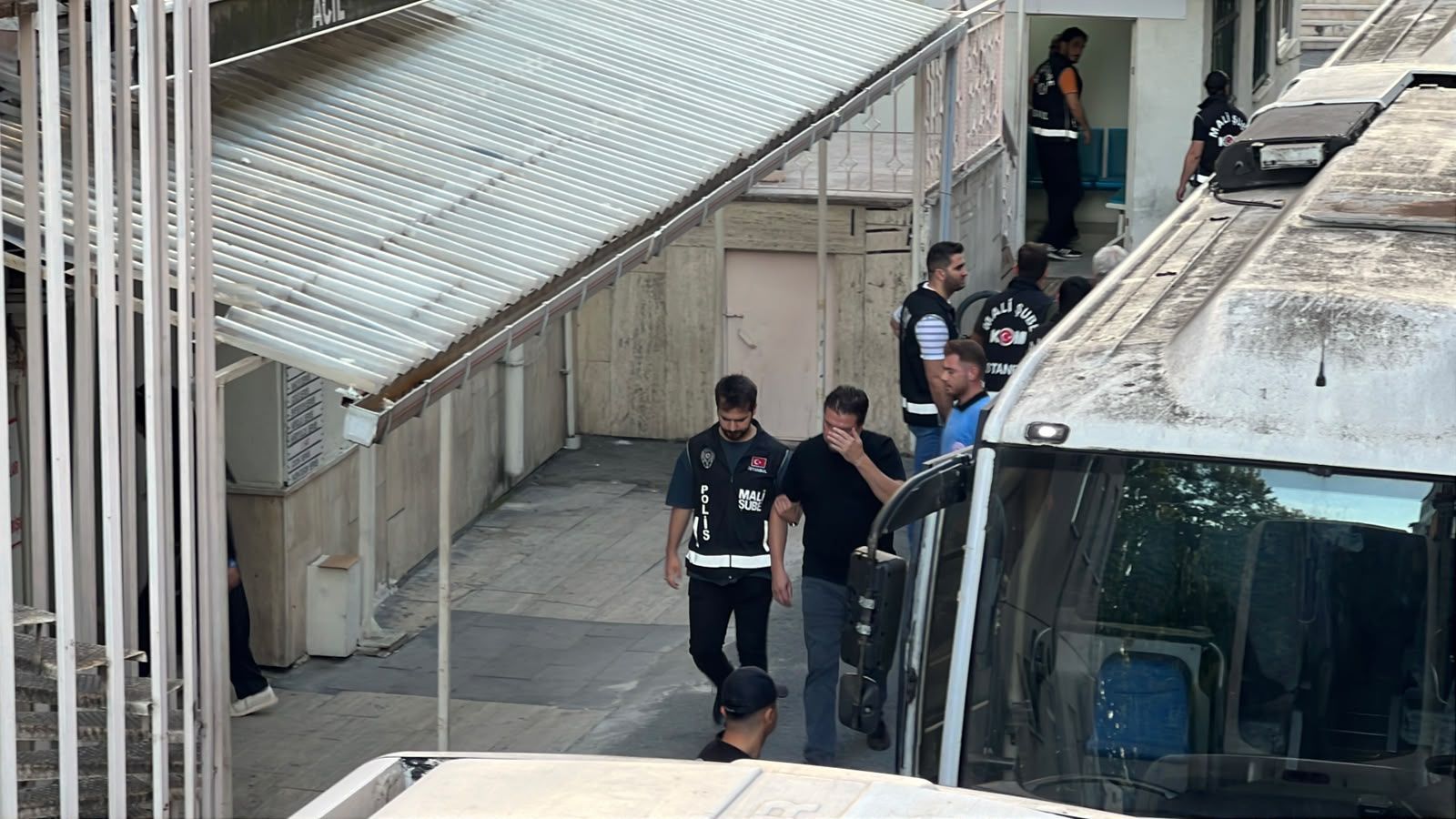 Silivri Belediyesi’ne yolsuzluk kıskacı: Başkan dahil 10 tutuklama