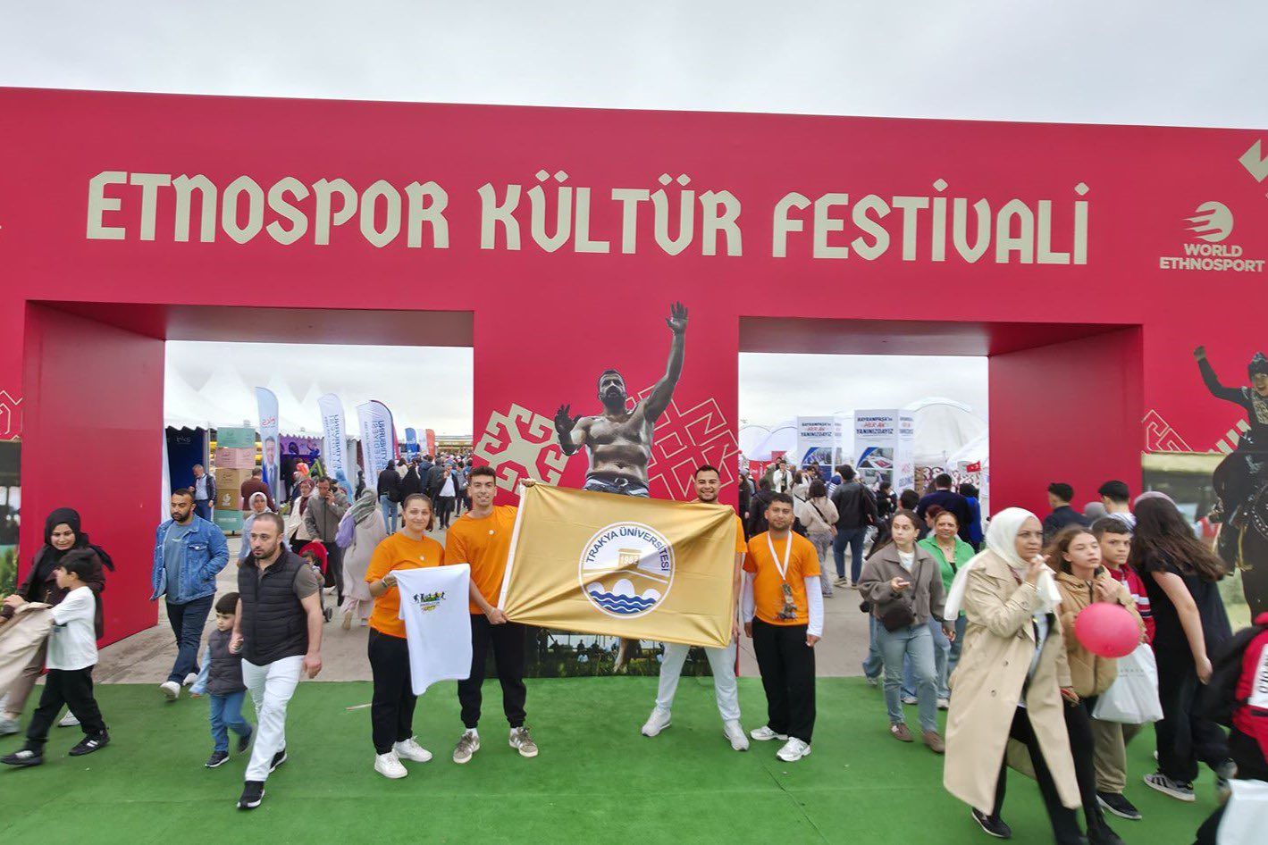 Üniversite öğrencileri, 8. Etnospor Kültür Festivali’nde görev aldı