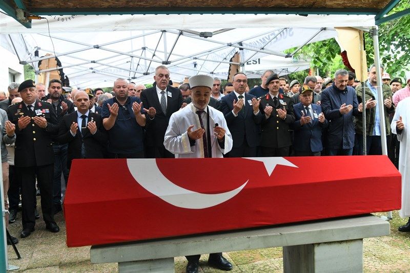 Kıbrıs gazisi sonsuzluğa uğurlandı