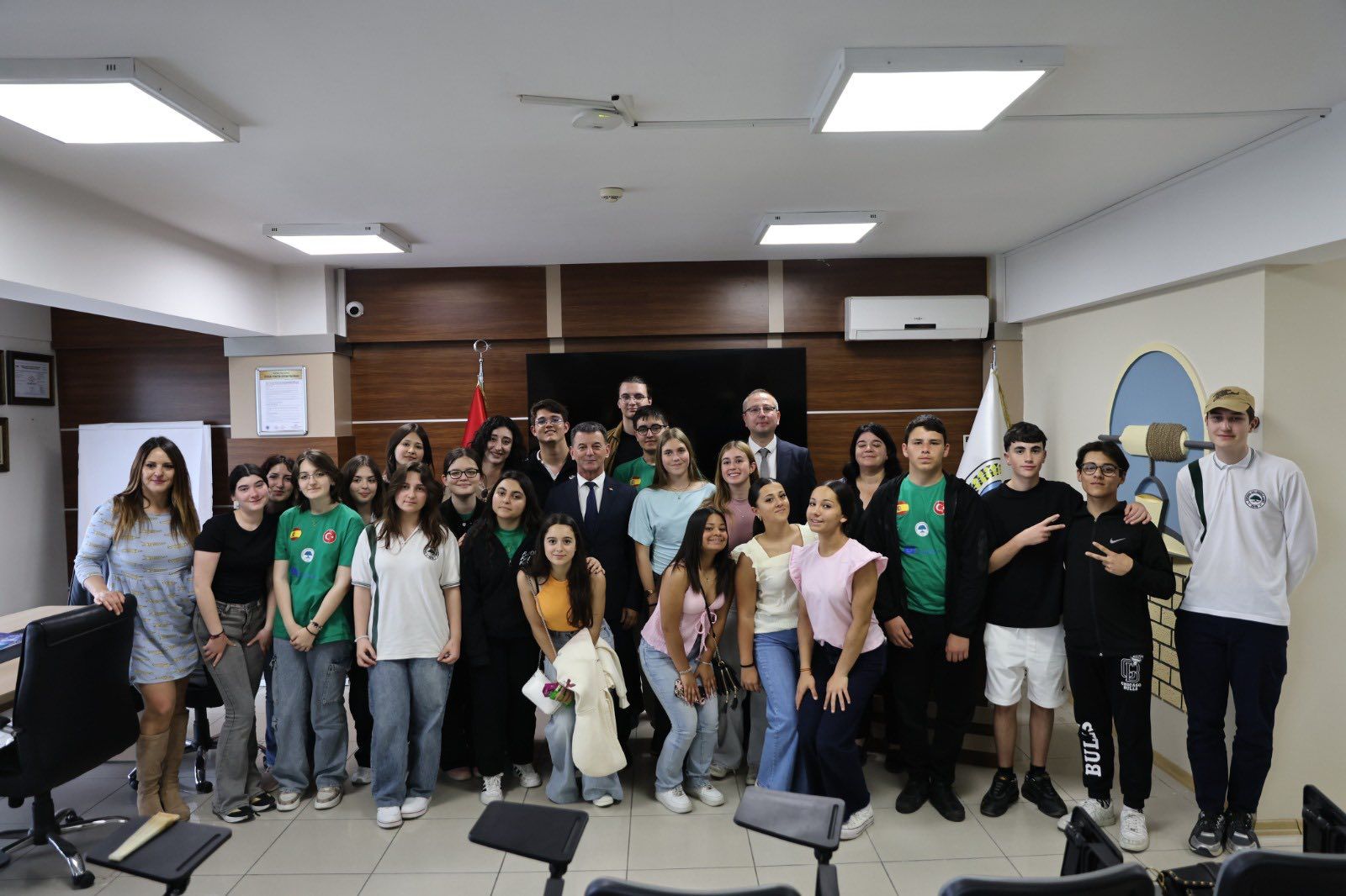 İspanya’dan gelen öğrenciler belediyede ağırlandı