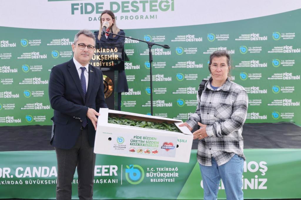 Büyükşehir’den çiftçilere fide desteği