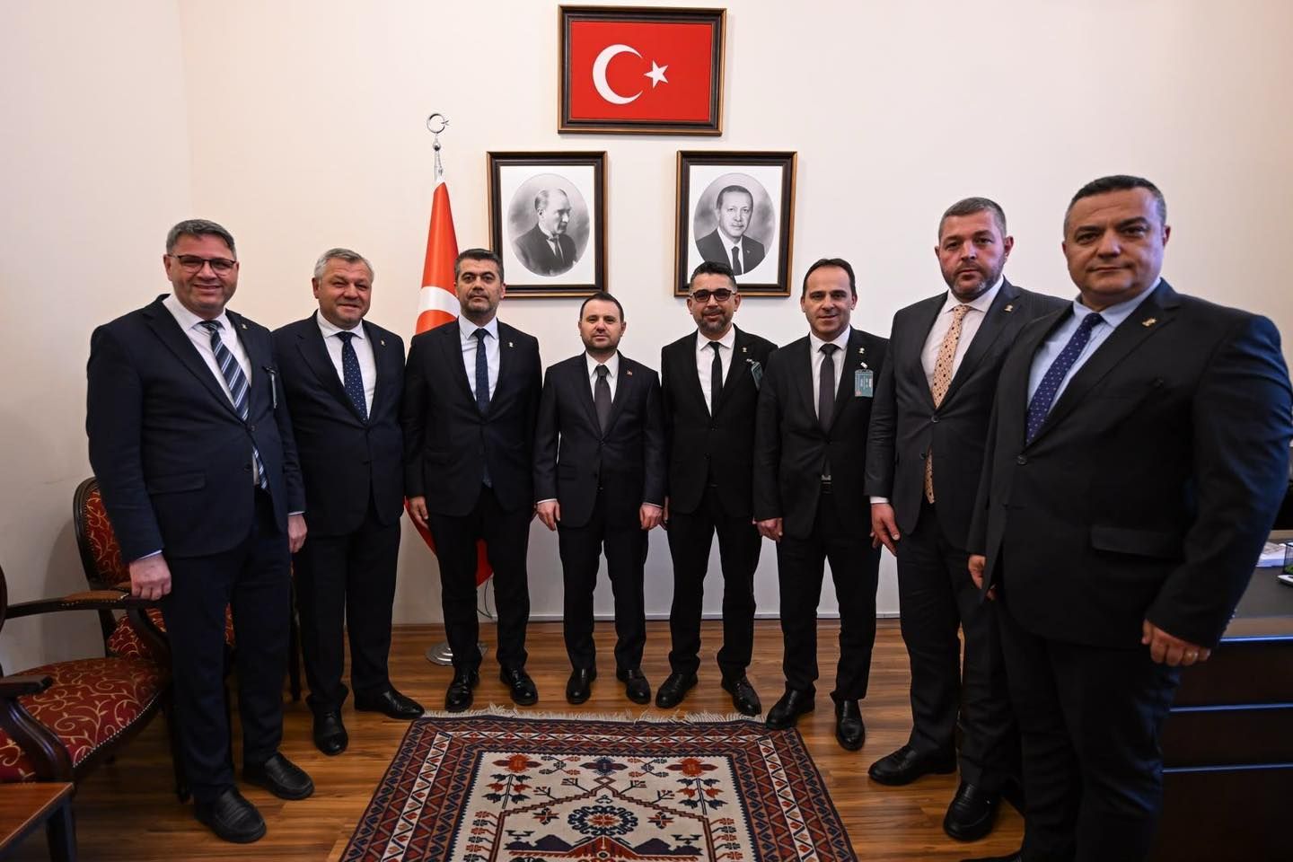 AK Parti heyetinden Bakan Gürlek’e ziyaret