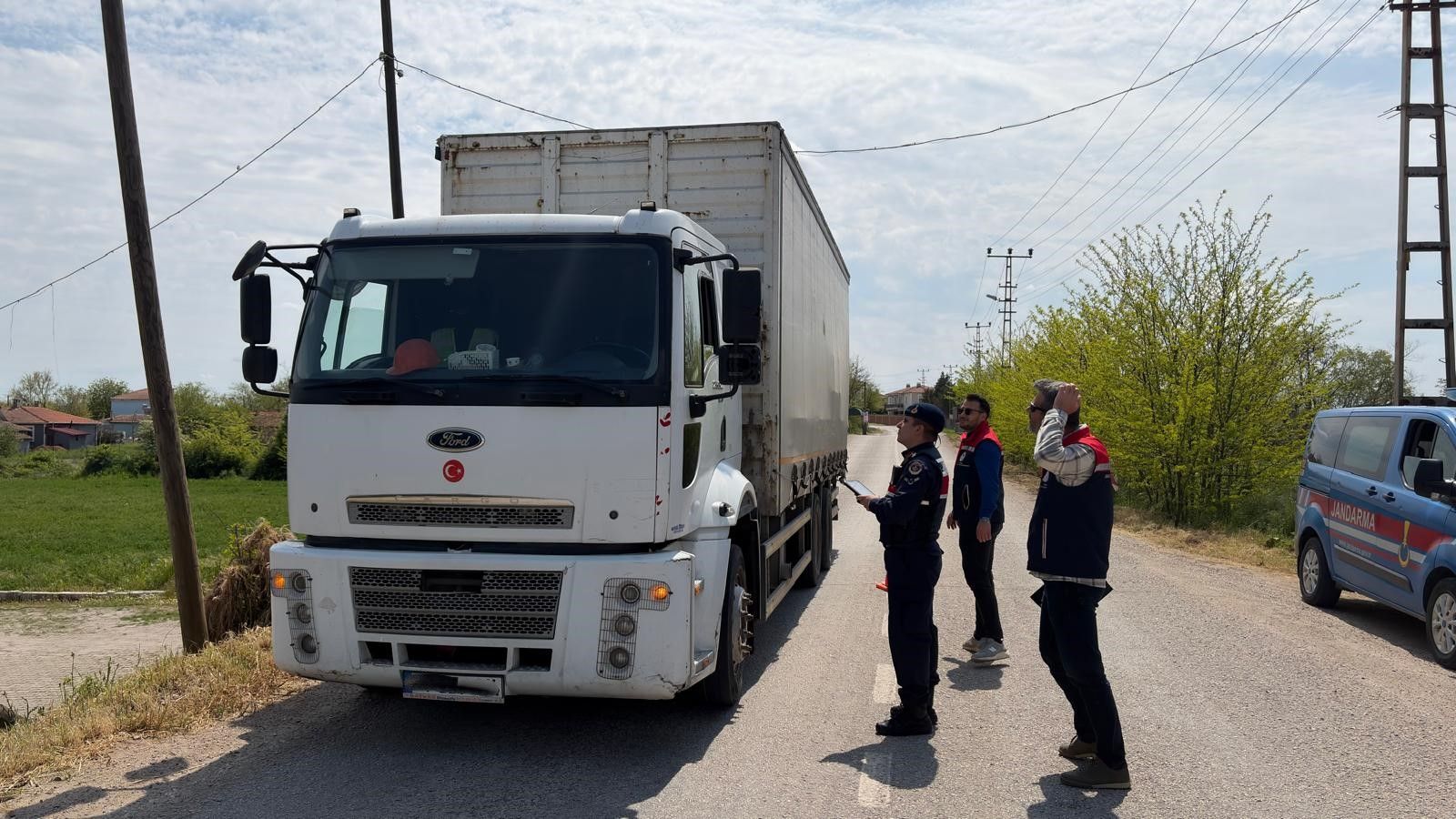 Kurban Bayramı öncesi hayvan sevklerine sıkı denetim