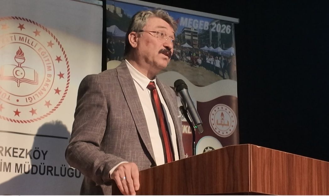 “Çocuklarınızı mutlaka bir üniversite okumaları için koşullandırmayın”
