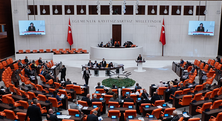 Meclis’te yoğun mesai: 6 madde daha kabul edildi