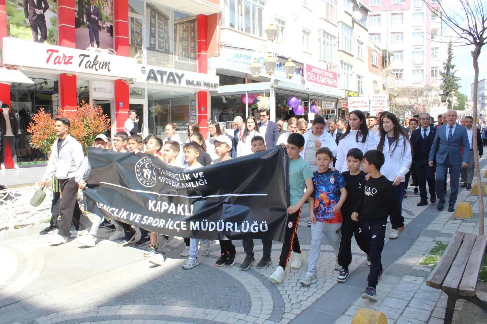 Dünya Sağlık Günü’nde yürüyüşle fark yarattılar