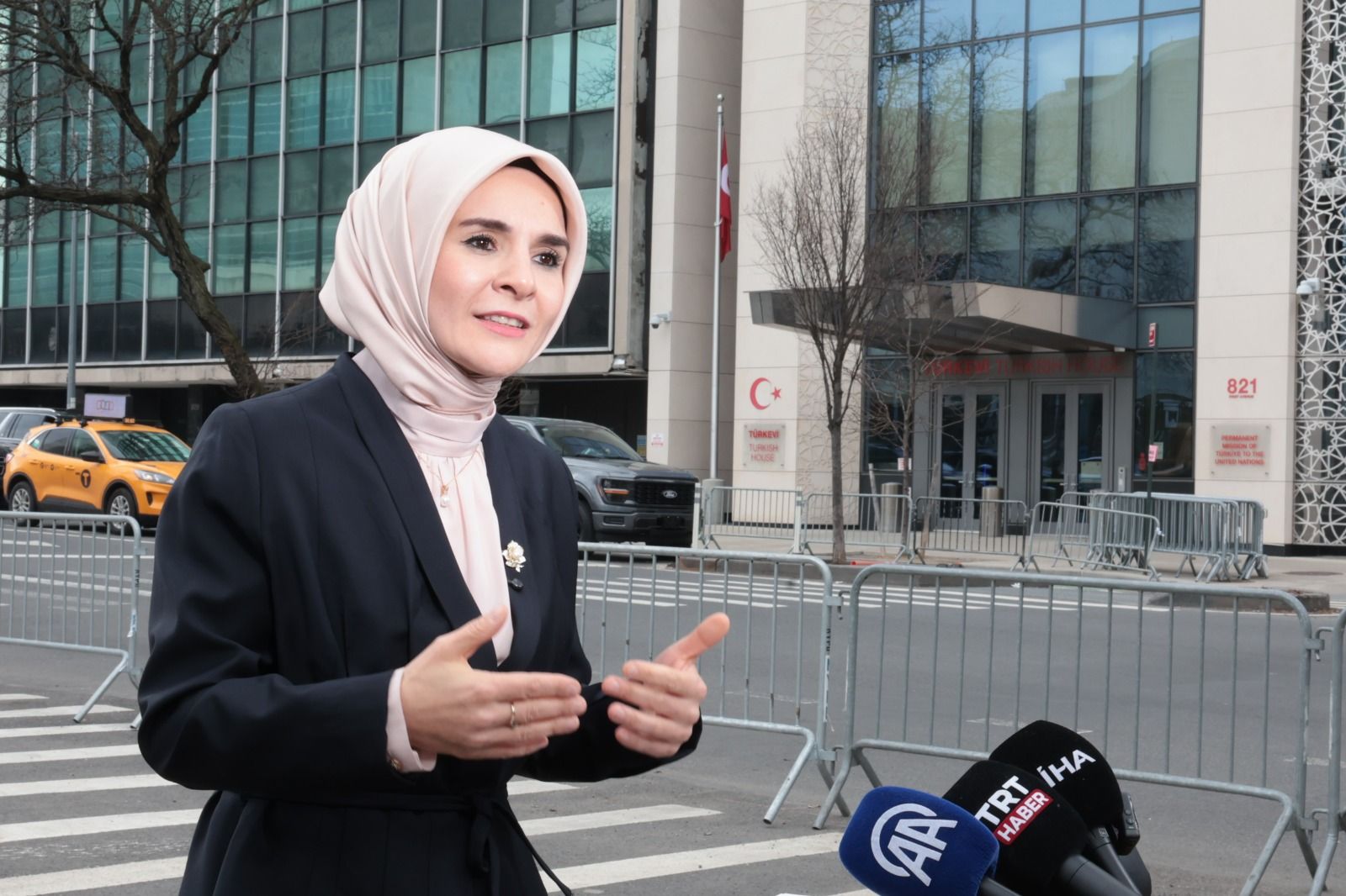 Sosyal ağ sağlayıcılar, 15 yaş altı çocuklara hizmet sunmayacak