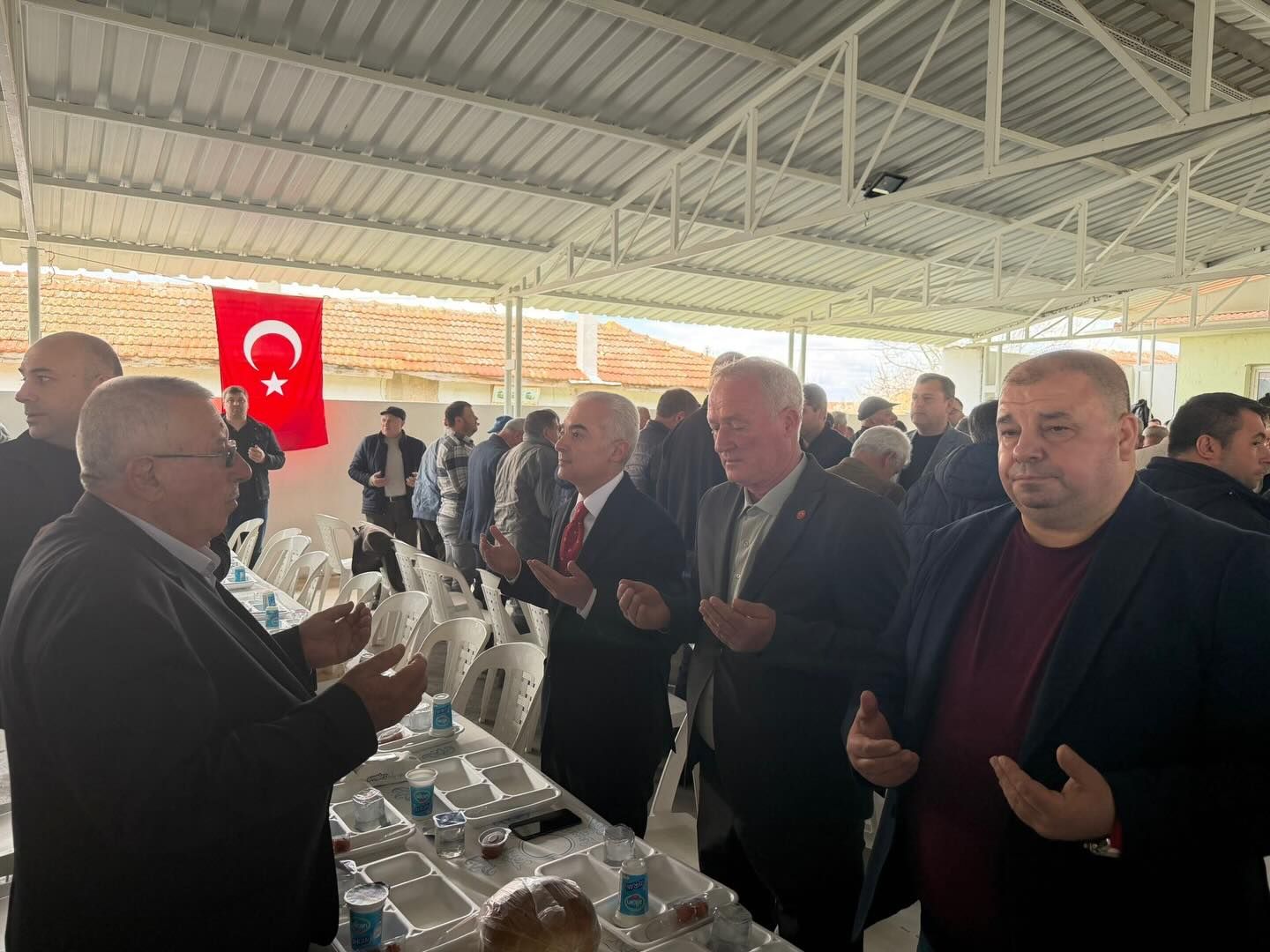 Kavakdere Köyü’nde yağmur ve şükür duası