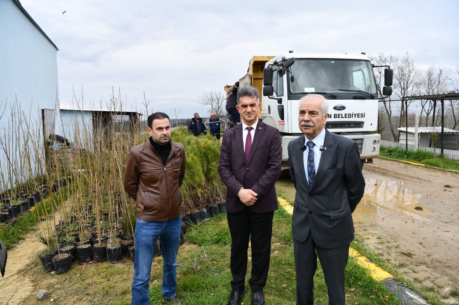 Hayvan Bakımevi’nde ağaçlandırma seferberliği
