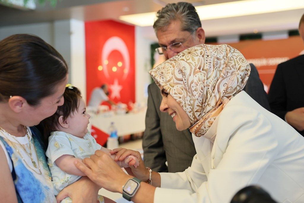 Doğum yardımı ödemeleri hesaplara yatırıldı
