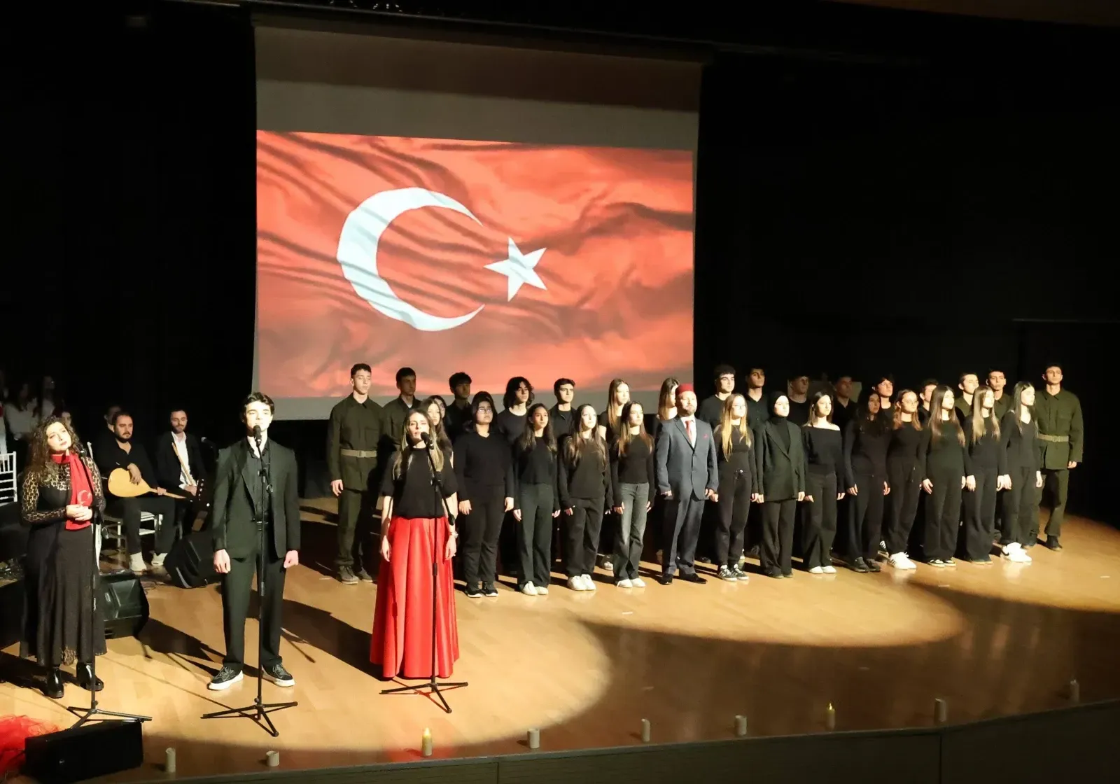 “İstiklâl Marşı, bir milletin tükenmeyen istiklâl aşkının ebedî bir nişanesidir”