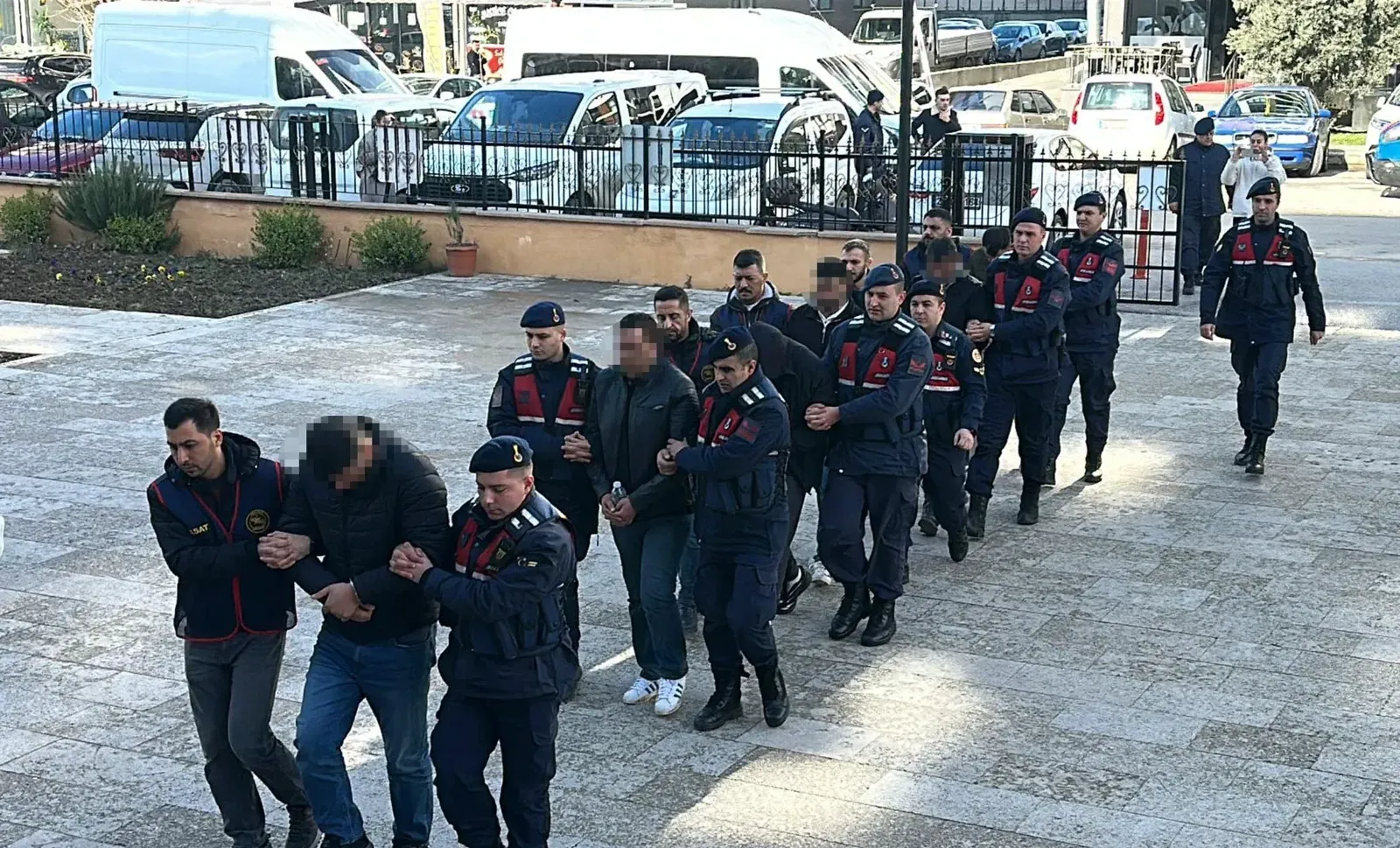 Edirne merkezli 6 ilde yasa dışı bahis operasyonu: 6 gözaltı