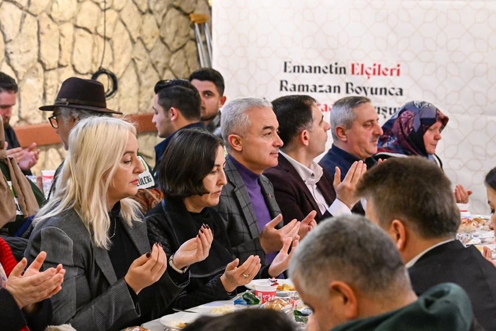 Vali Turan, STK temsilcileriyle iftar sofrasında buluştu