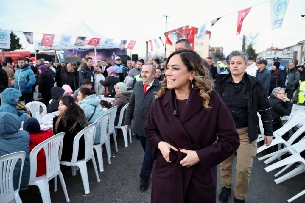 Büyükşehrin iftar programları Ergene’den başladı