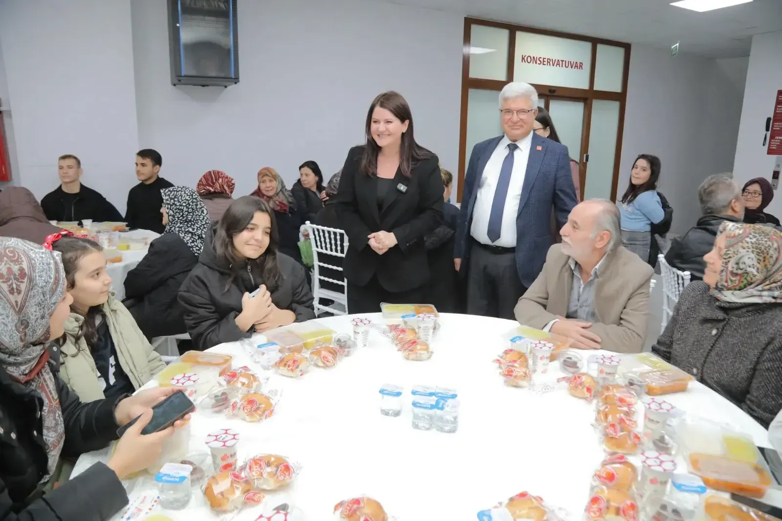 Edirneliler, aynı sofrada buluştu