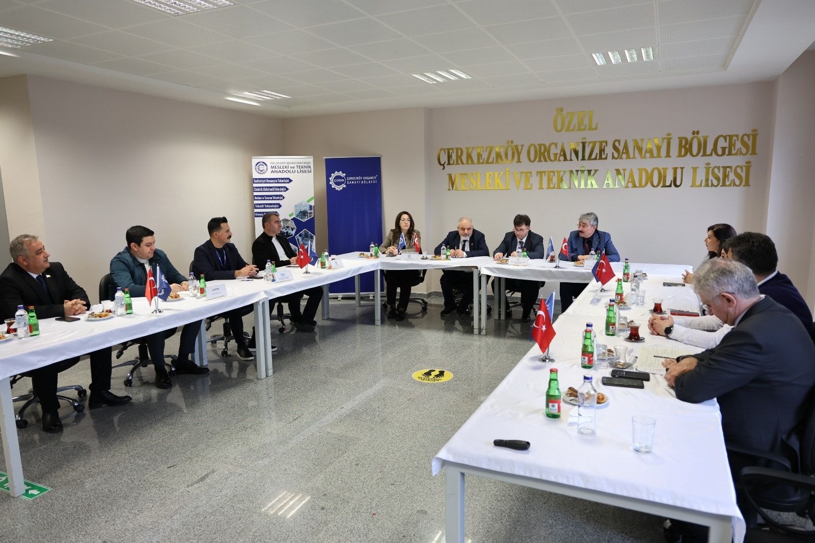 Eğitim ve sanayi güçlerini birleştirdi