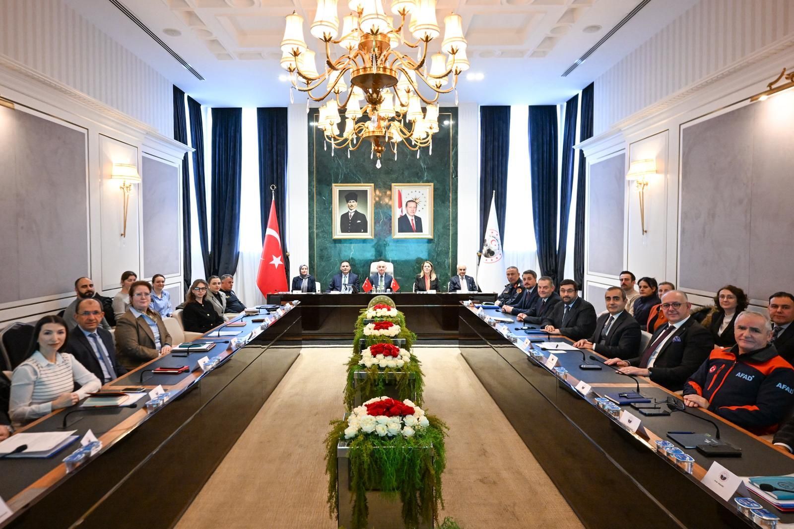 Kadına yönelik şiddetle mücadele masaya yatırıldı