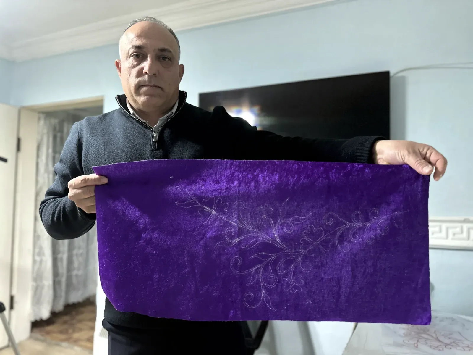 Bindallı sanatını, evinde kurduğu atölyede yaşatıyor