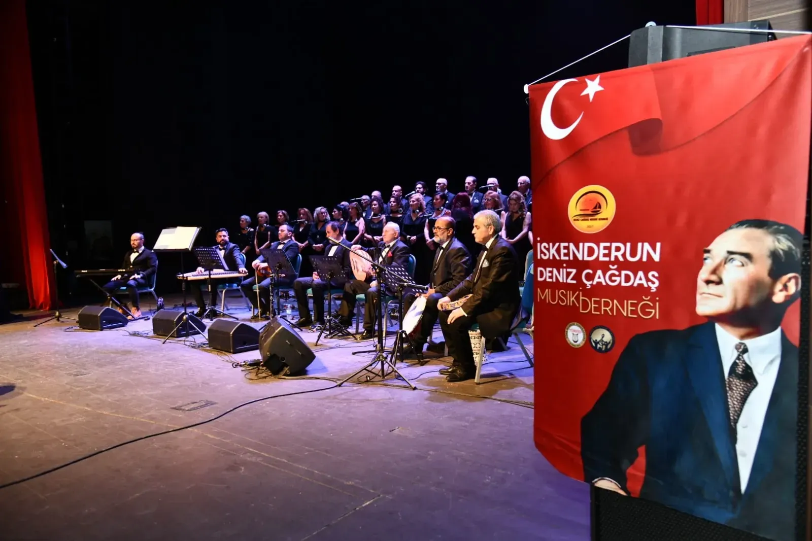 Deprem şehitlerimiz Yeşilçam ezgileriyle anıldı