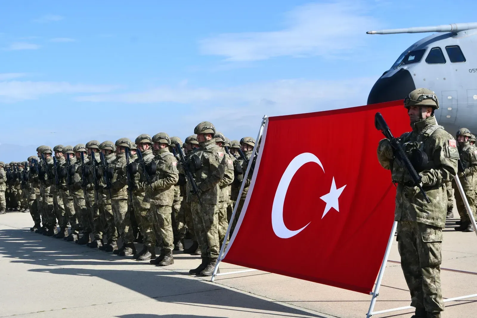 NATO tatbikatına katılacak Mehmetçikler törenle uğurlandı