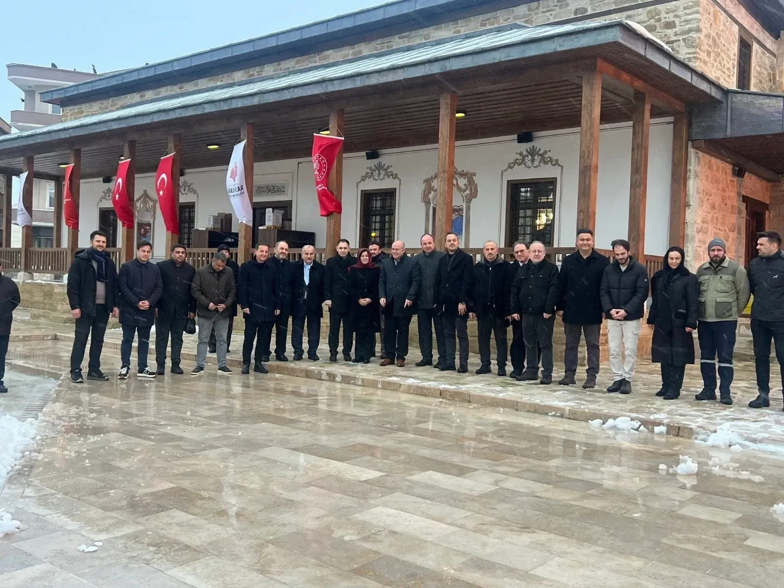5 asırlık Muradiye Camisi, Berat Kandili'nde yeniden ibadete açıldı