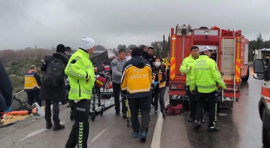Kapaklı'dan kalkan otobüs Antalya’da kaza yaptı; 9 ölü, 26 yaralı