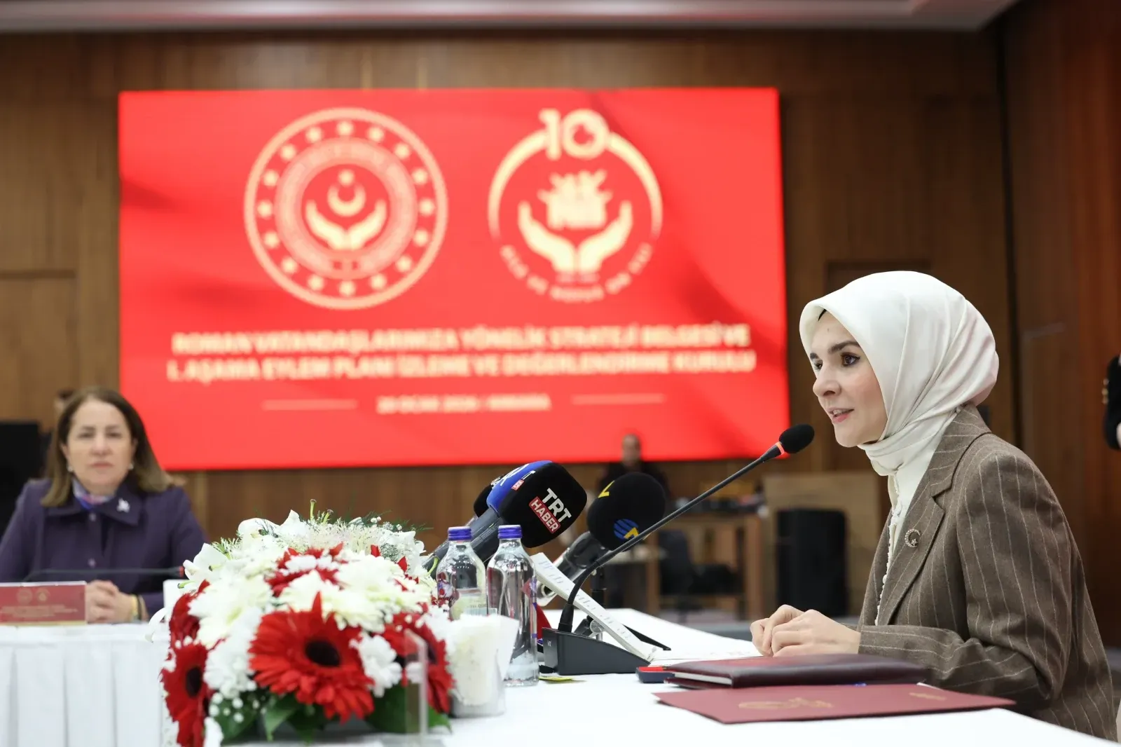 “Roman vatandaşlarımızın hayatını iyileştiren hizmetlerimizi büyüteceğiz”