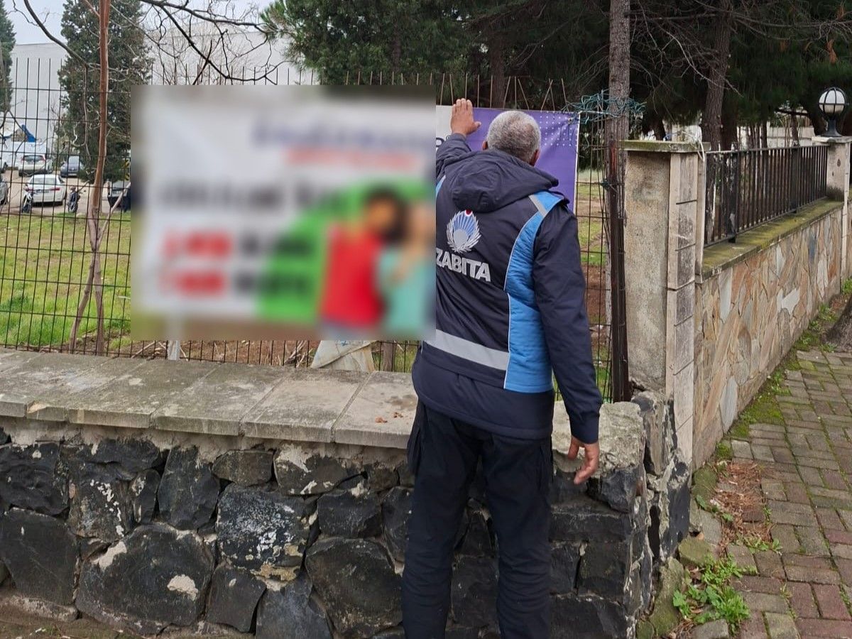 İzinsiz afiş ve pankartlara zabıta müdahalesi