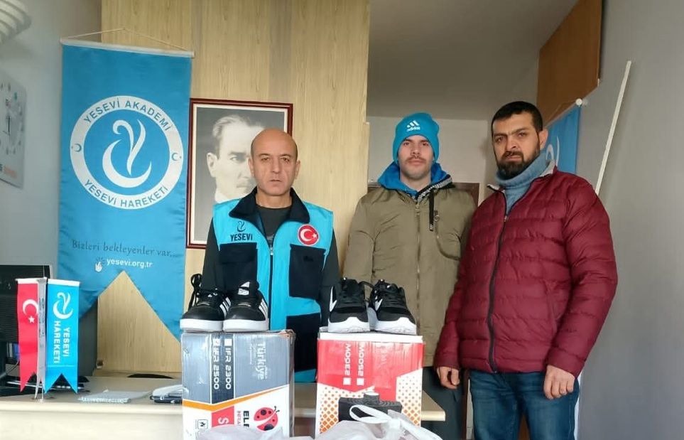 Edirne Yesevi Hareketi’nden ihtiyaç sahibi vatandaşlara destek             