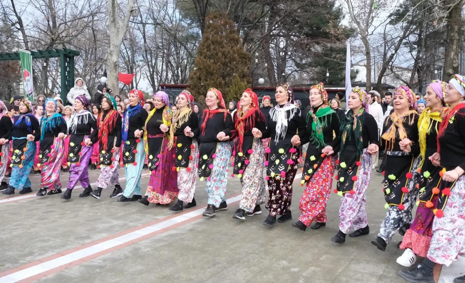 Kırklareli Dans Festivali'nde renkli görüntüler