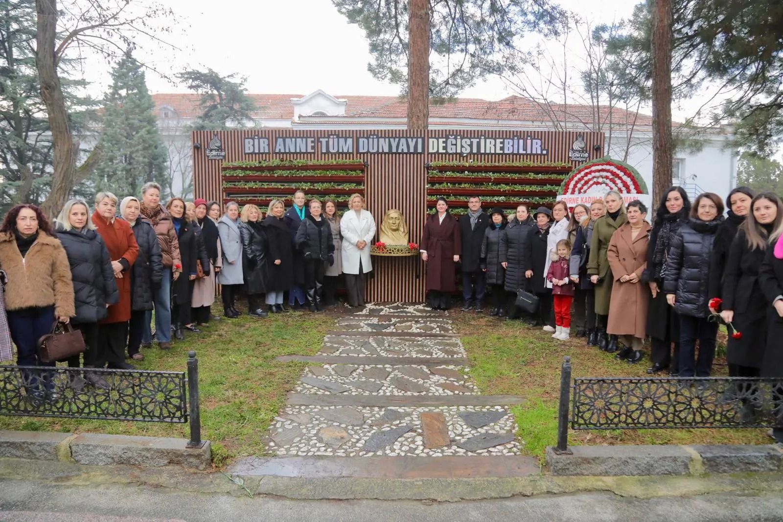 Zübeyde Hanım, ölümünün 103. yılında Edirne’de anıldı