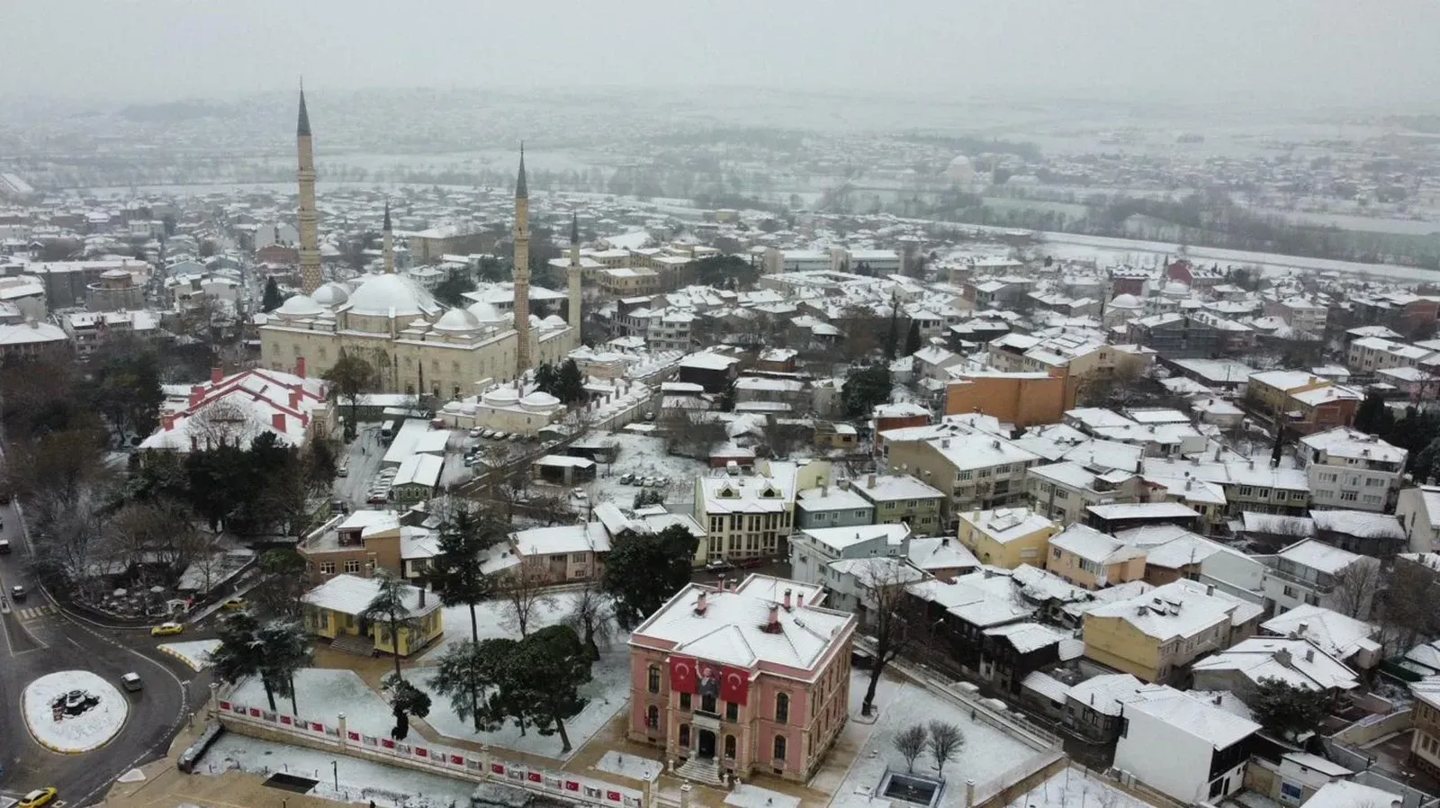 Edirne beyaza büründü