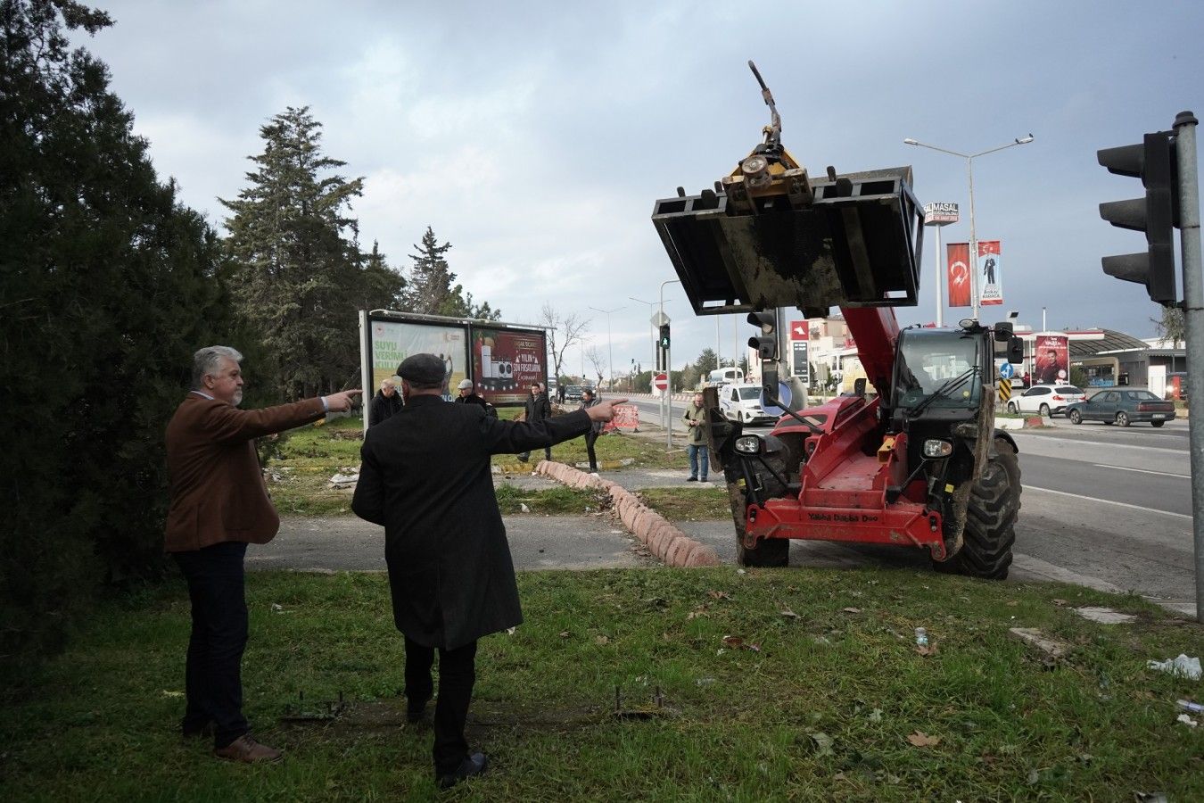 Kavşak için çalışmalar başladı