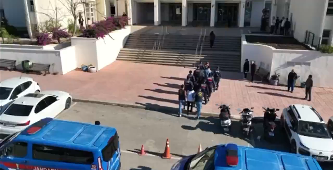 Göçmen kaçakçılığı operasyonlarında 112 tutuklama